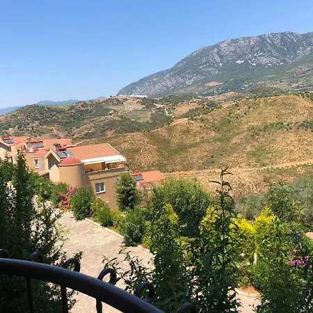 Appartement Gold City Hotel 1+1 Villa *